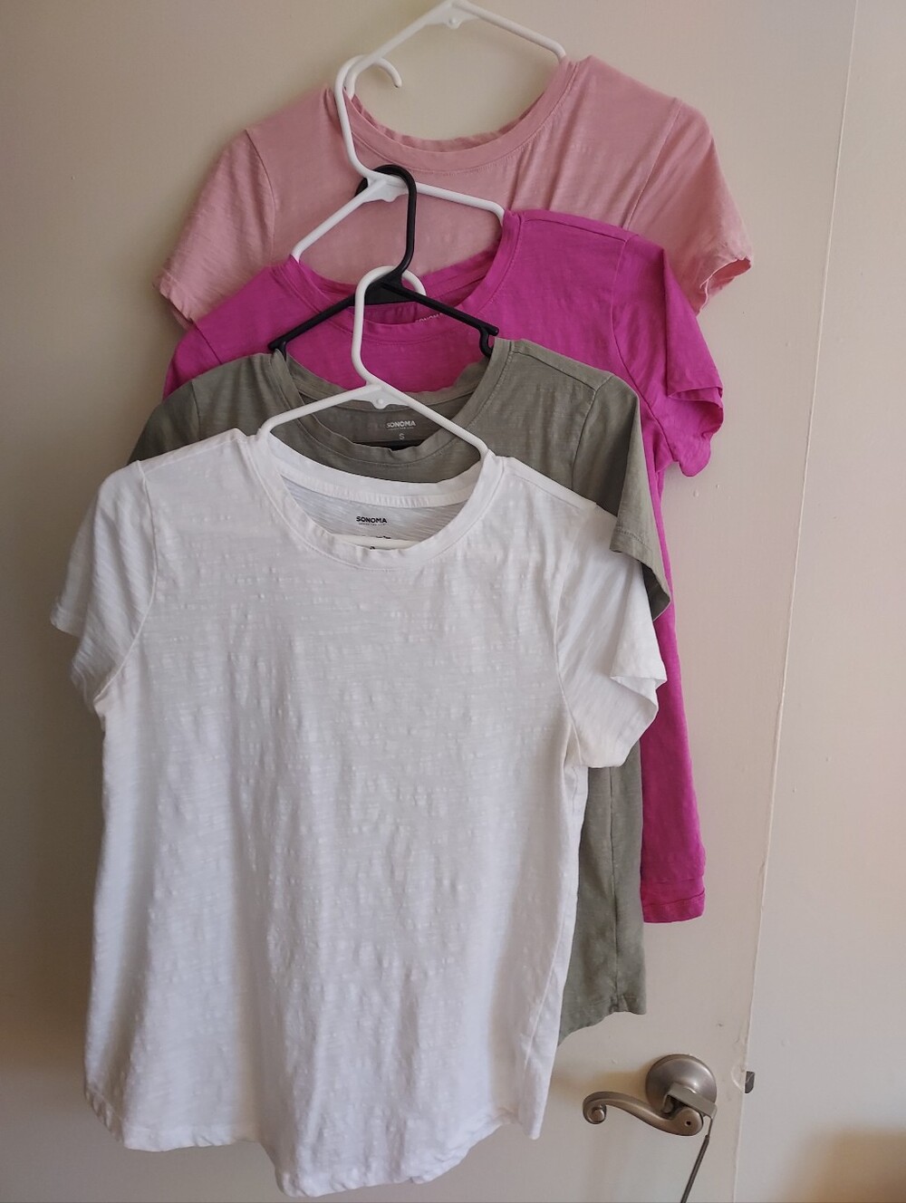Bundle Of 4 Sonoma Womens Everyday Perfect Crew-neck T-shirts. All Never Worn